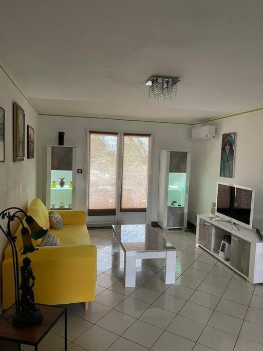 Duplex 1 Mn Plage De Trou D Eau Location A La Semaine Minimum 拉萨尔勒班 外观 照片